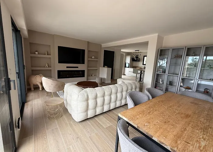 Vila Casa Nostra - Ruppione 10 Min From Pietrosella